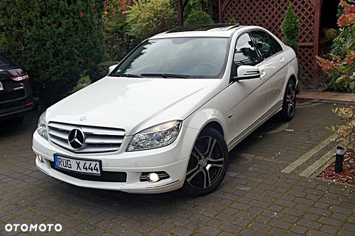 Mercedes-Benz Klasa C 180 BlueEFFICIENCY Avantgarde - 10