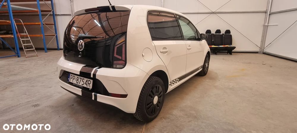 Volkswagen up! - 6