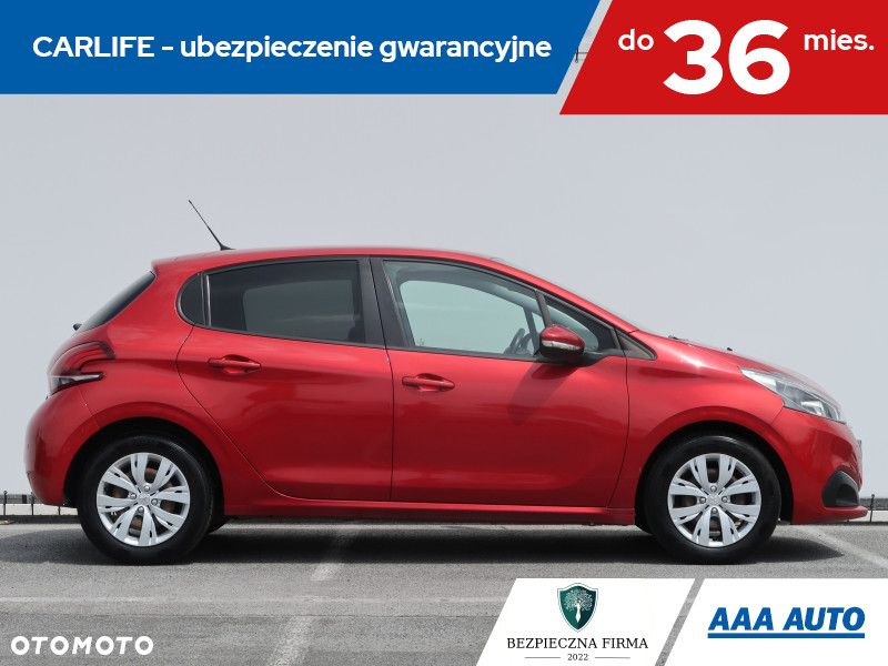 Peugeot 208 - 7