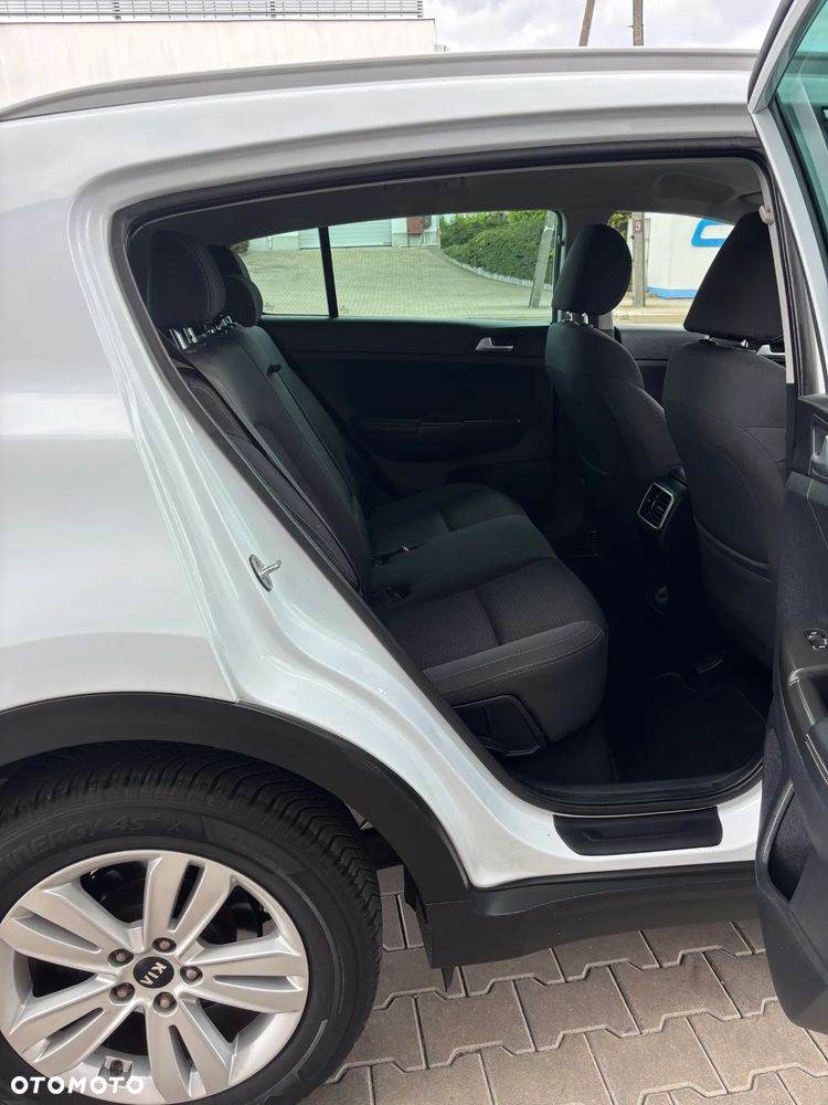 Kia Sportage 2.0 CRDI 4WD Dream-Team Edition - 15