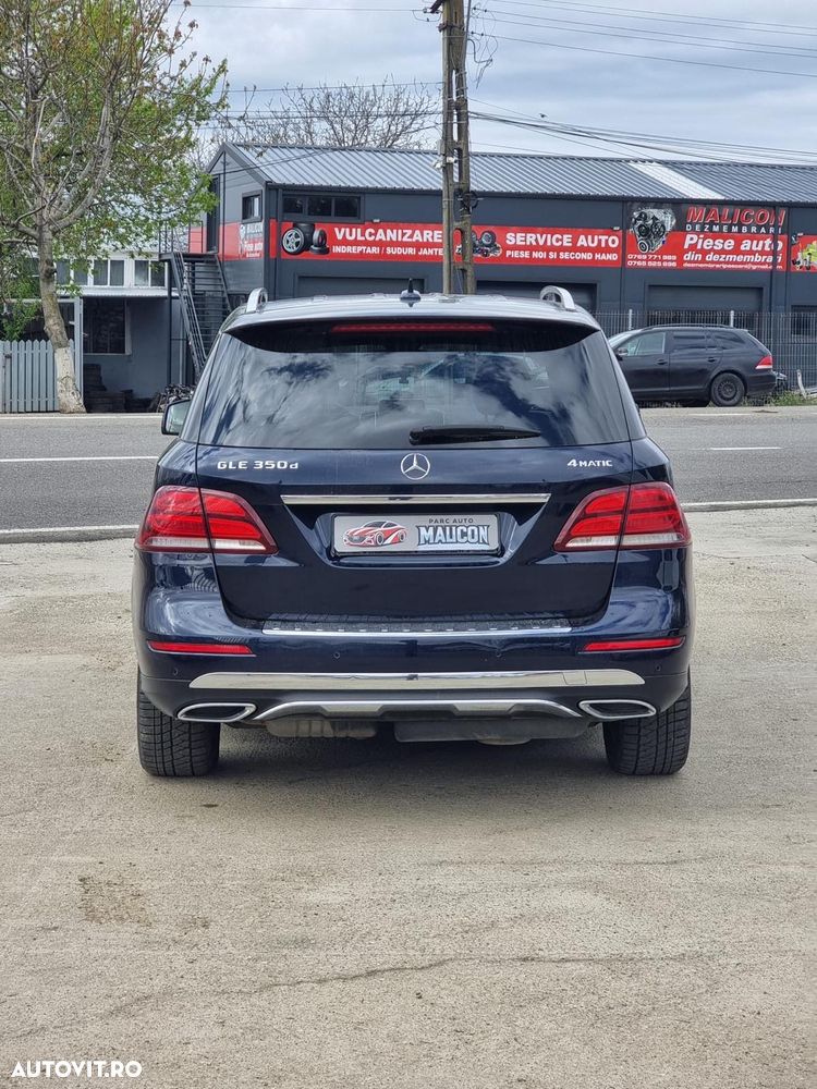 Mercedes-Benz GLE - 10