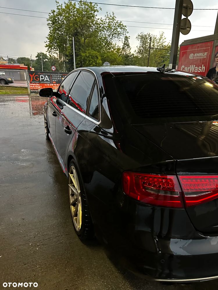Audi A4 Limousine 2.0 TFSI Quattro S tronic - 9