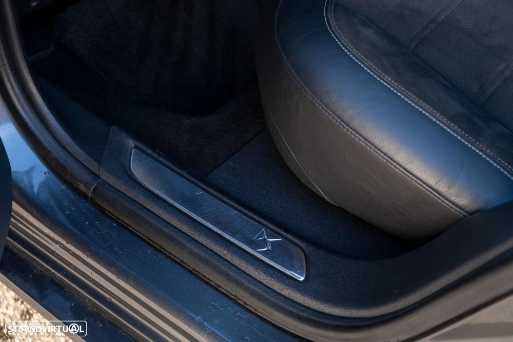 Citroën DS5 HDi 165 Aut. SportChic - 46