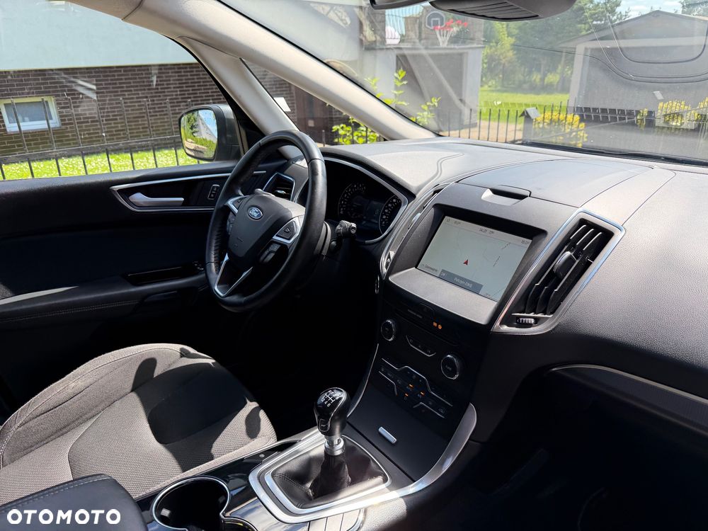 Ford S-Max 2.0 EcoBlue Titanium - 19
