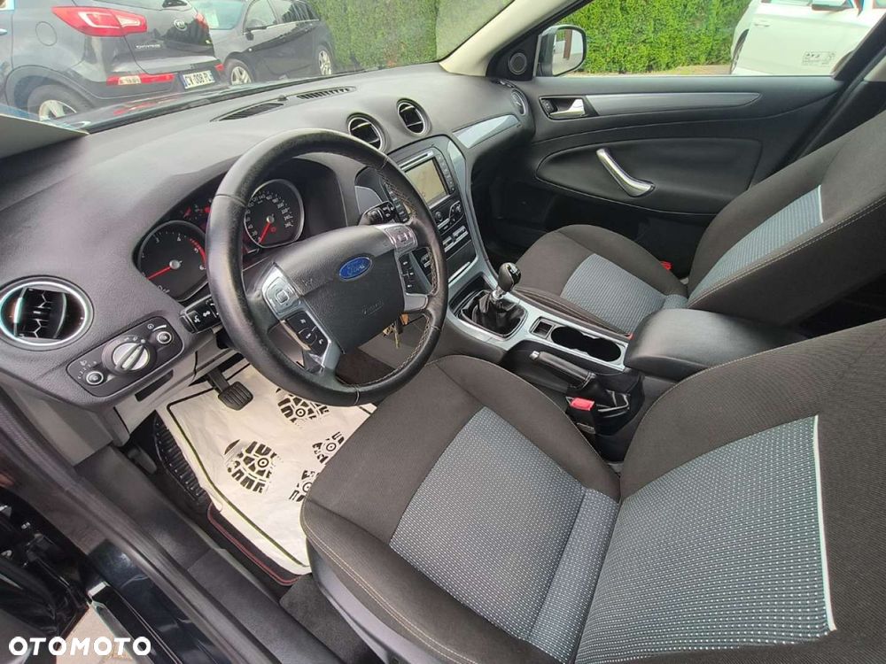 Ford Mondeo - 7