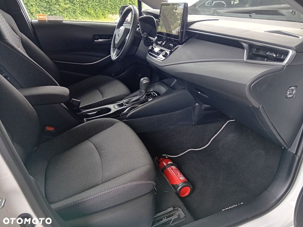 Toyota Corolla 1.8 Hybrid Comfort - 6