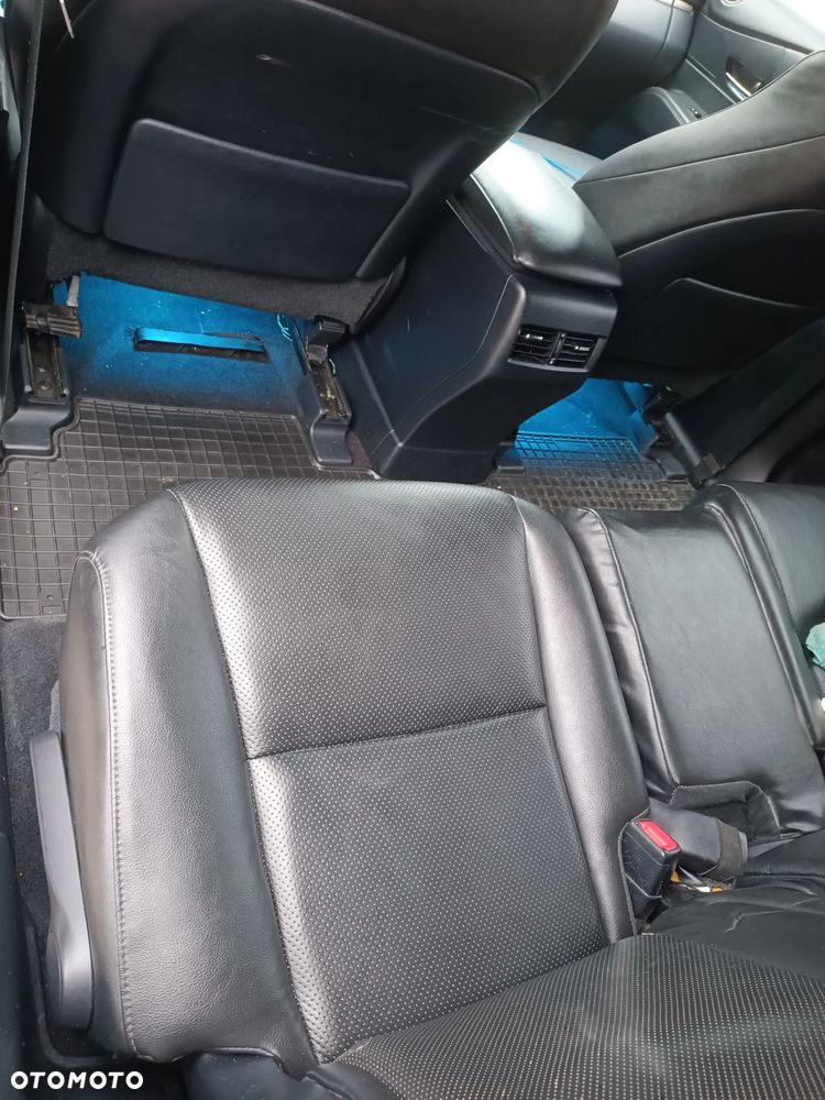 Lexus RX - 23