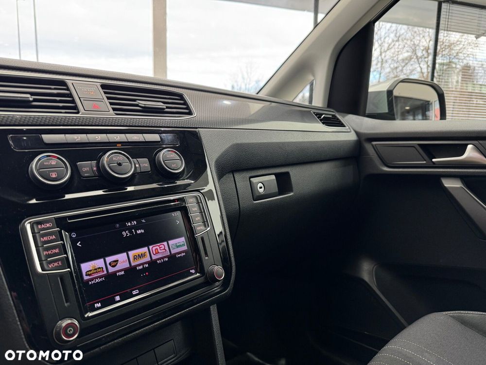 Volkswagen Caddy - 25