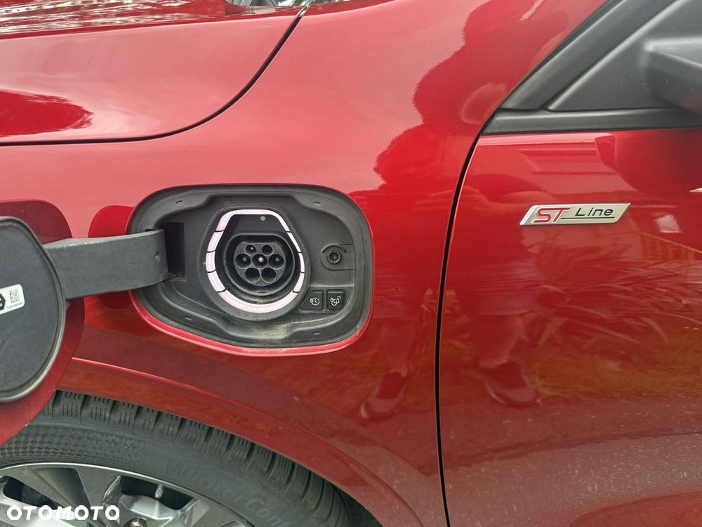 Ford Kuga - 40
