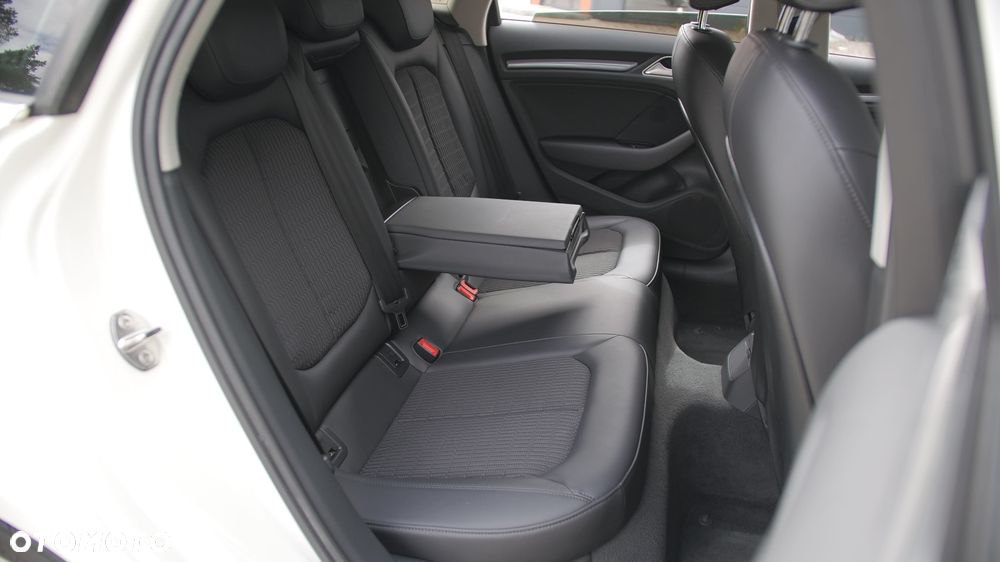 Audi A3 Sportback 2.0 TDI clean diesel Quattro Ambition S tronic - 27