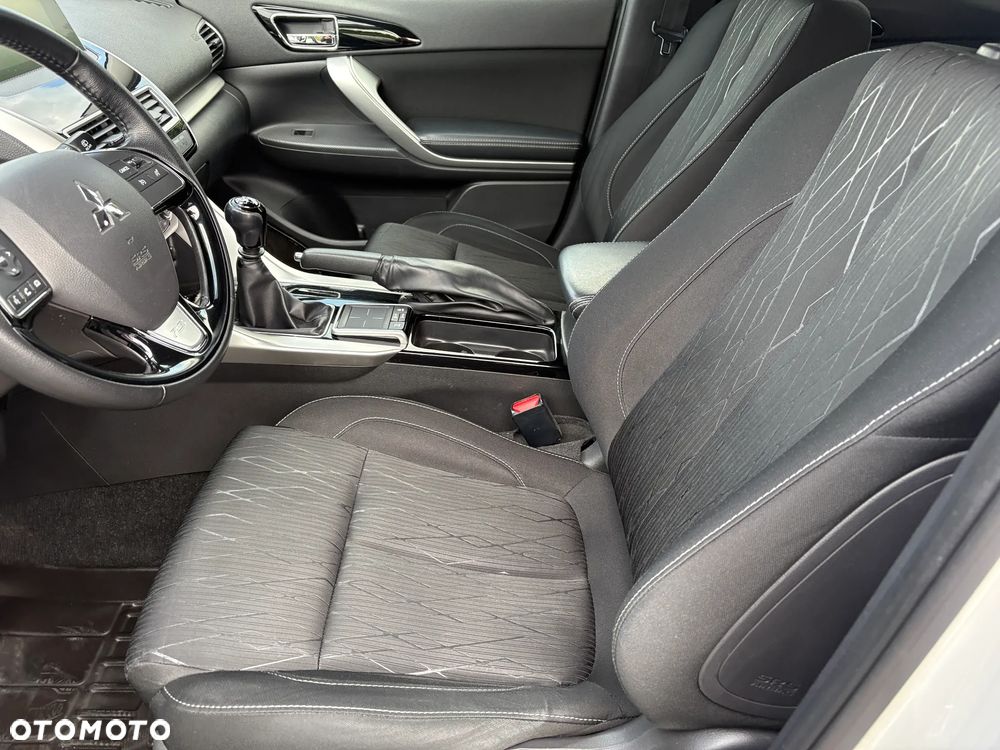Mitsubishi Eclipse Cross 1.5 T GPF Intense - 14