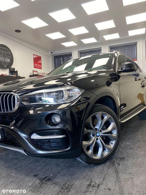 BMW X6 xDrive40d - 14