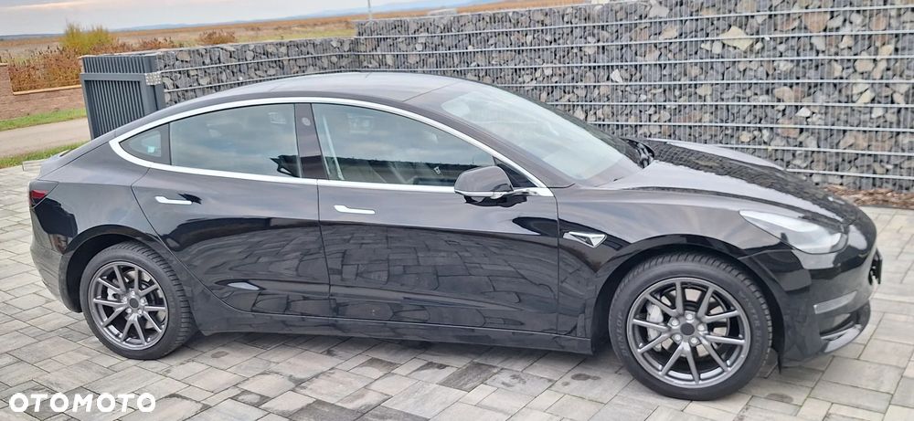 Tesla Model 3 Standard Range Plus - 29