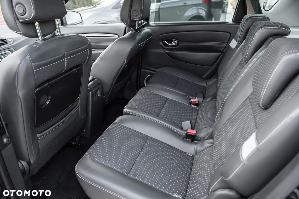 Renault Scenic 1.9 dCi Luxe Privilege - 22