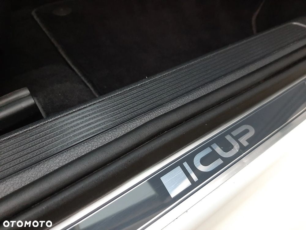 Volkswagen Golf VII 5-Türer Cup - 29