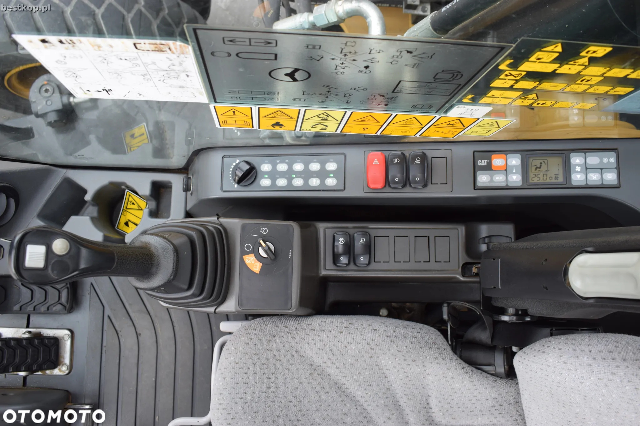 Caterpillar M315F - 28