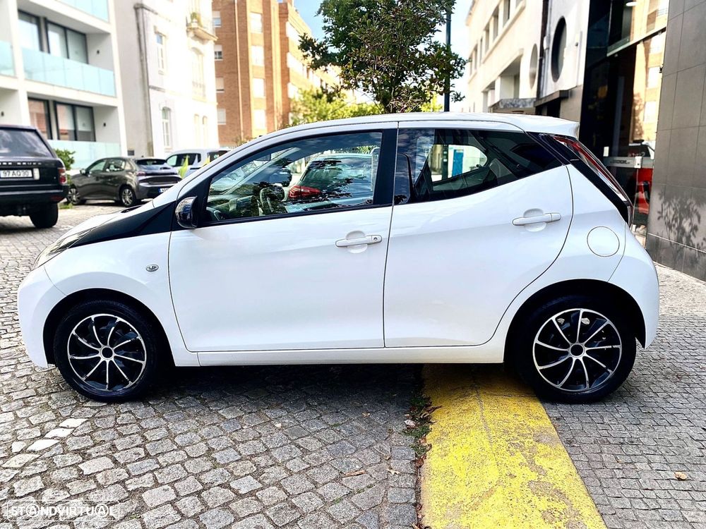 Toyota Aygo 1.0 X-Cite - 12
