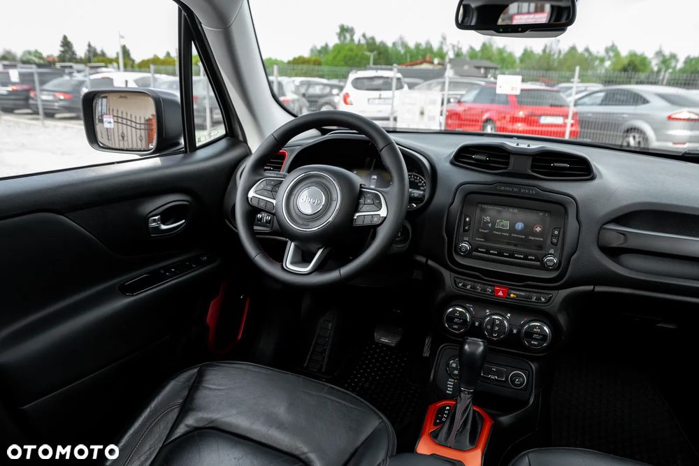 Jeep Renegade 2.0 MultiJet Active Drive Low Automatik Trailhawk - 28
