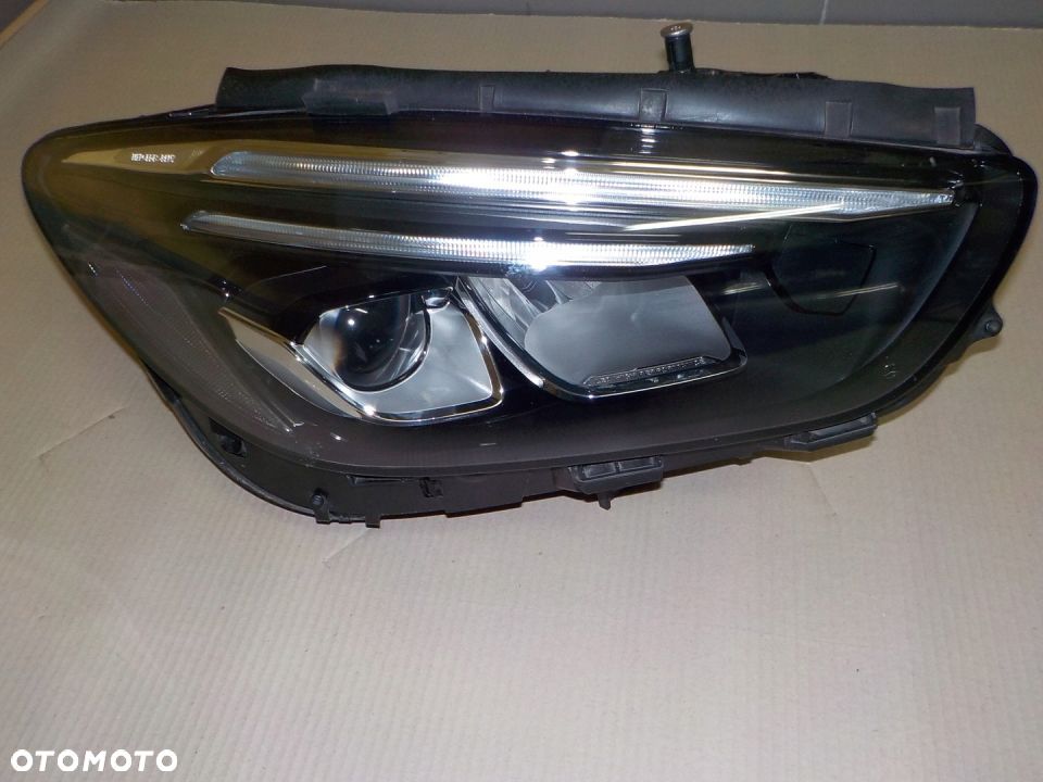 MERCEDES B-KL W247 LAMPA PRZÓD PRZEDNIA FULL LED - 2