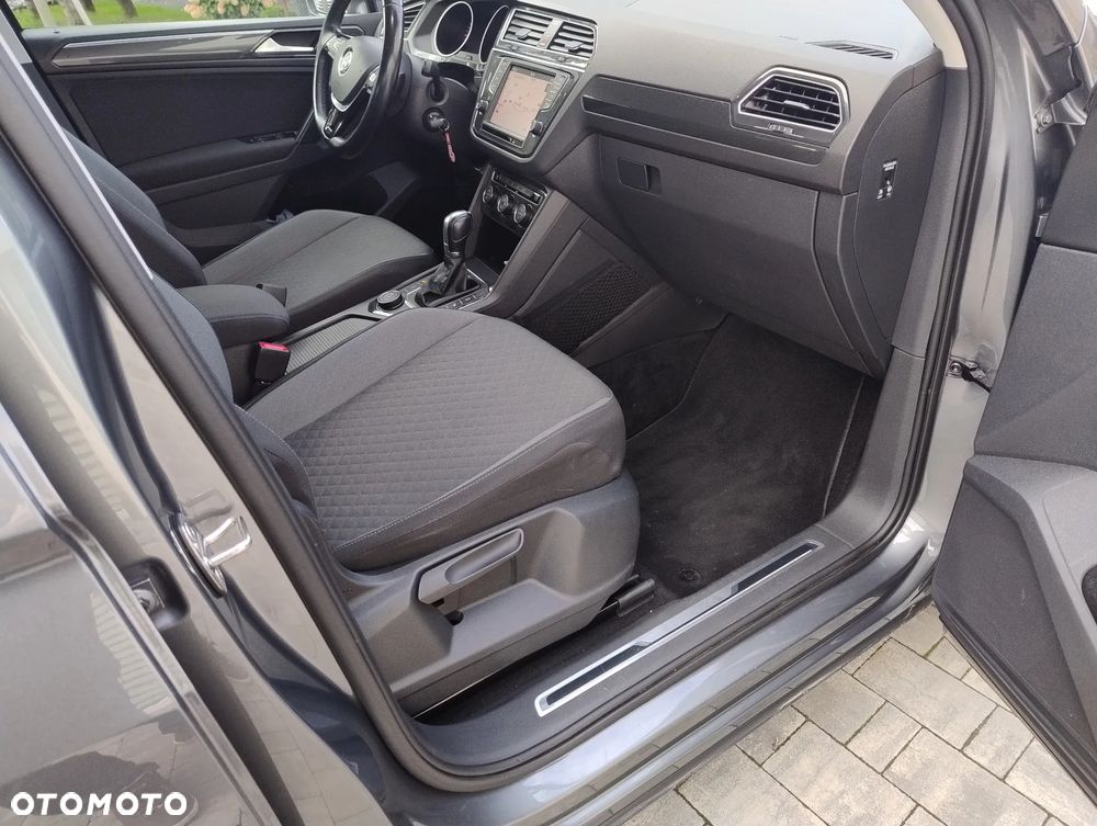 Volkswagen Tiguan - 6