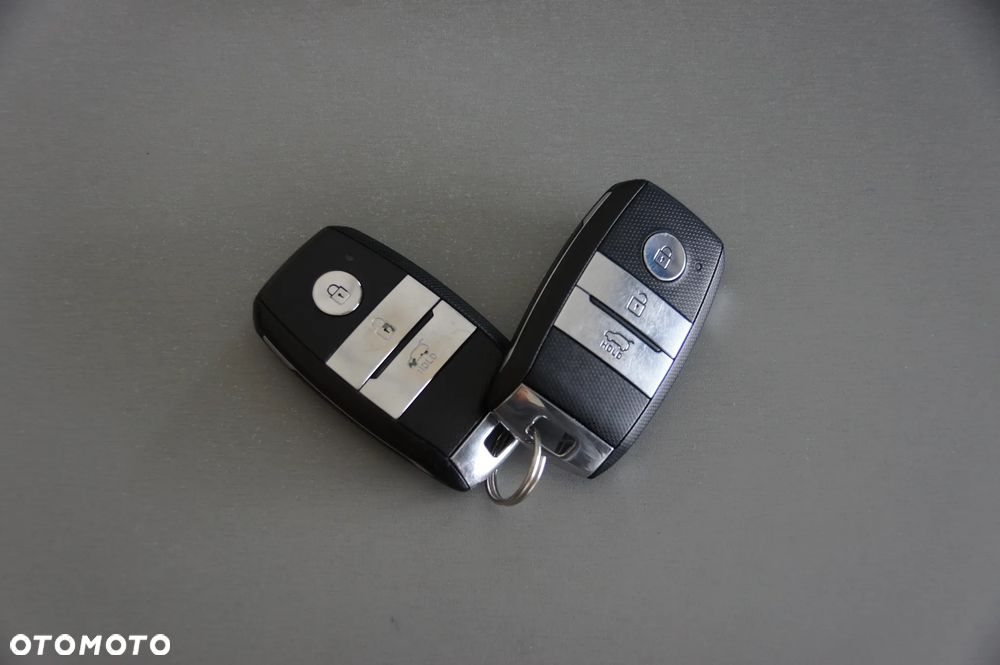 Kia Sportage 2,0 CRDI AWD GT Line - 37