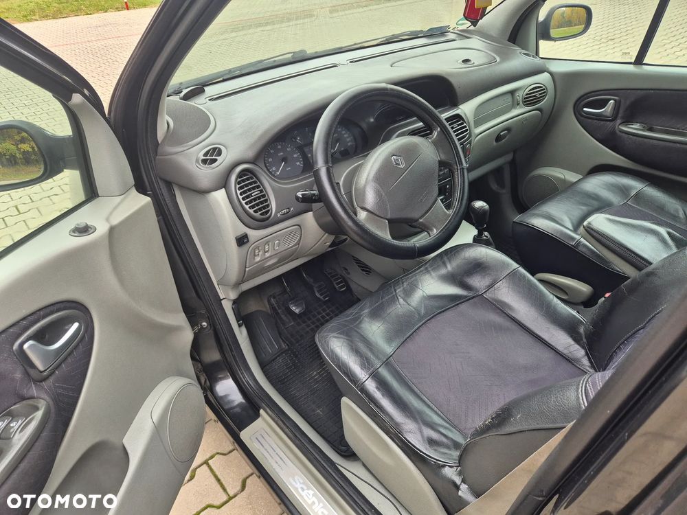 Renault Scenic - 7