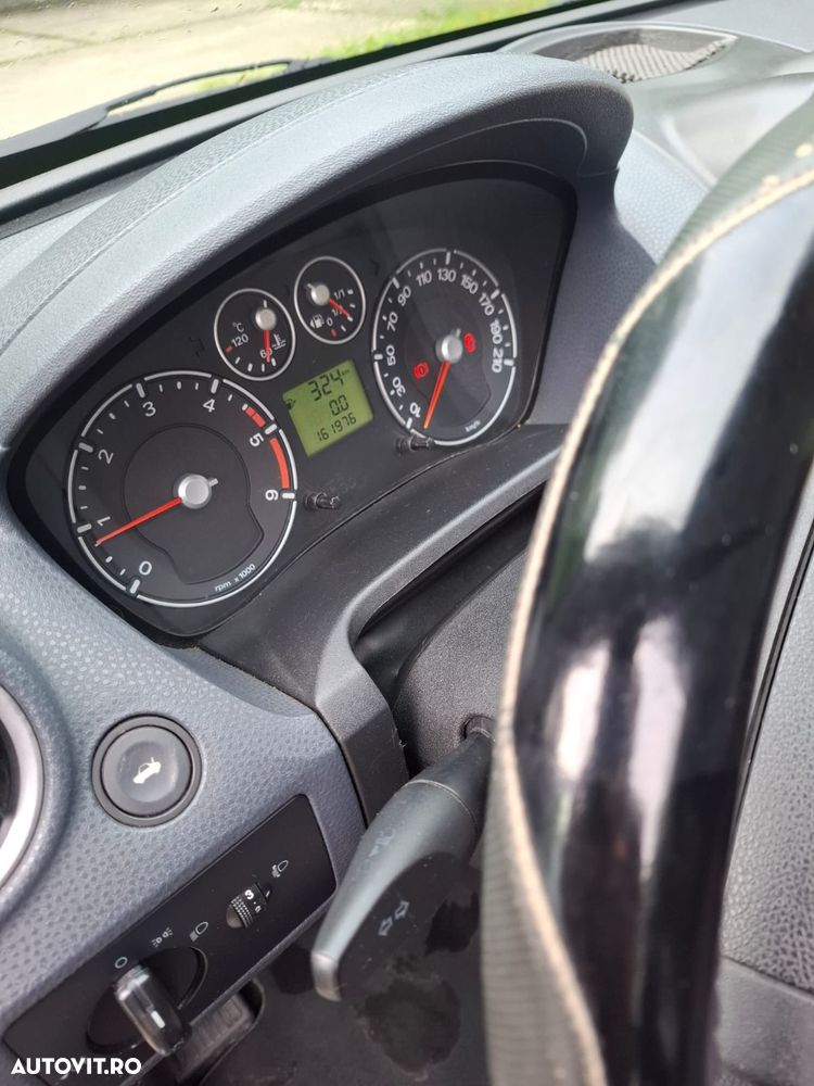 Ford Fiesta 1.4 TDCI Ghia - 3