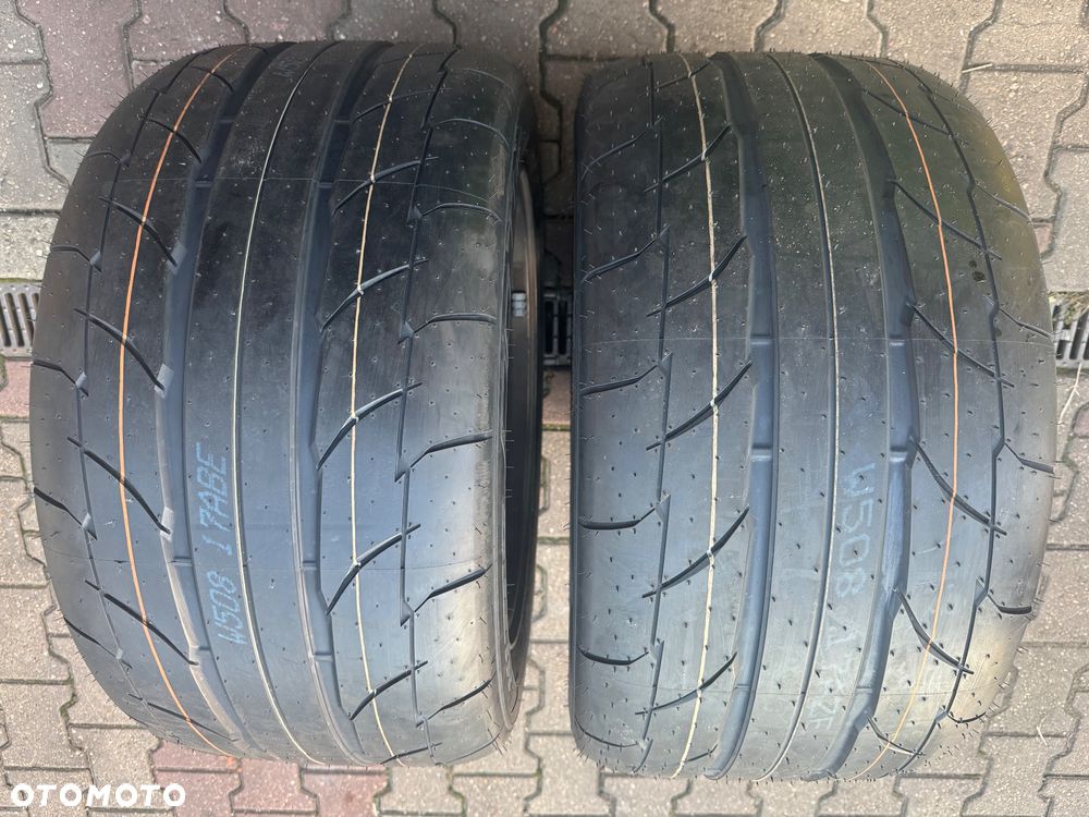 Dodge Challenger - 31