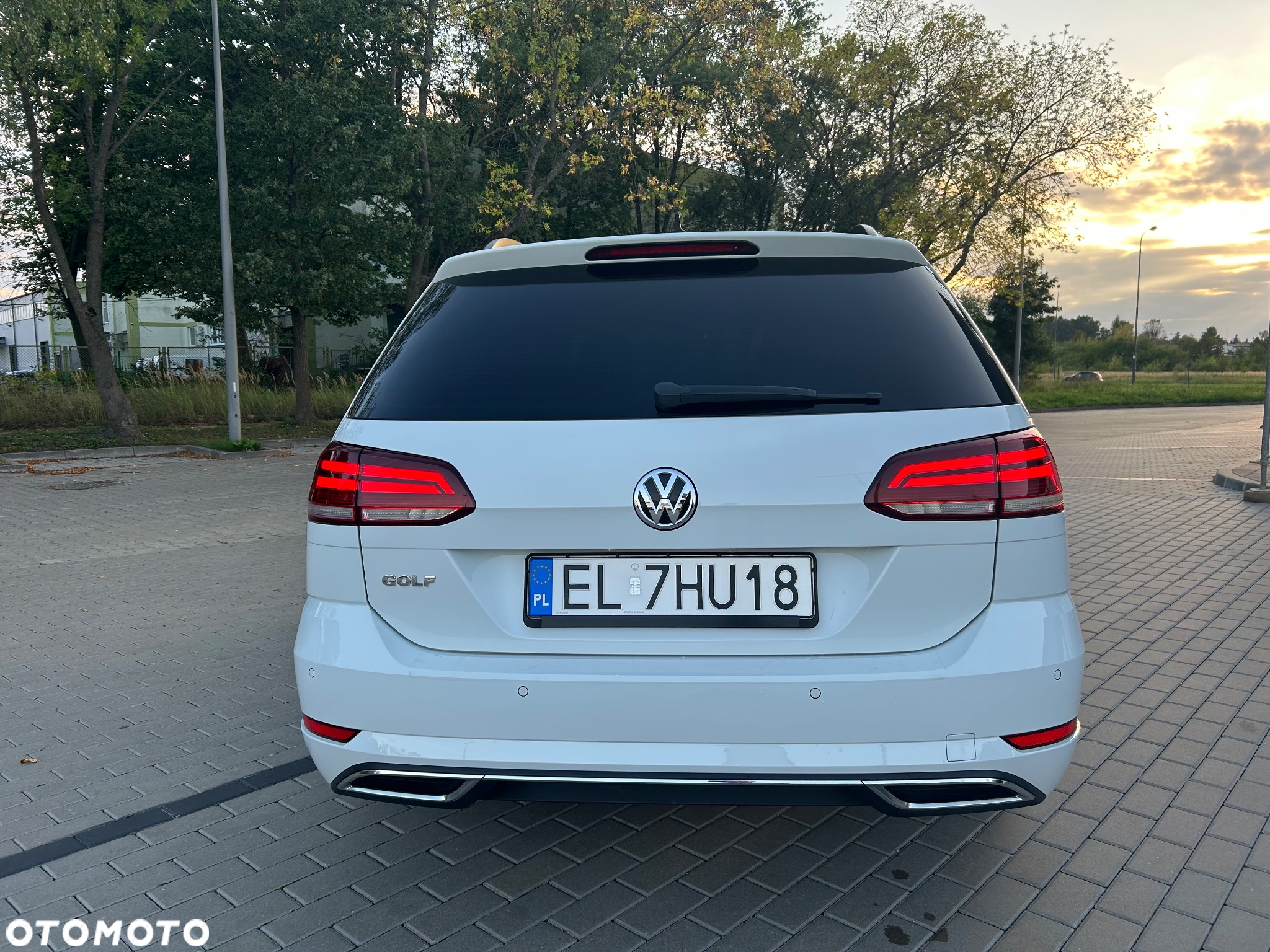 Volkswagen Golf VII 2.0 TDI BMT Highline DSG - 5