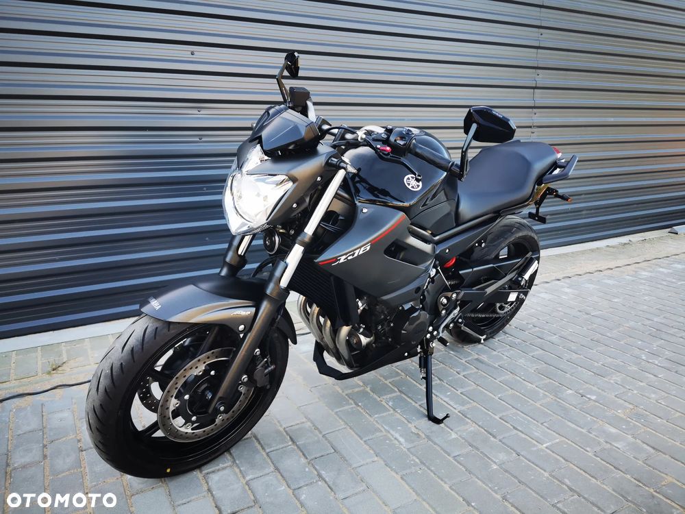 Yamaha XJ - 30