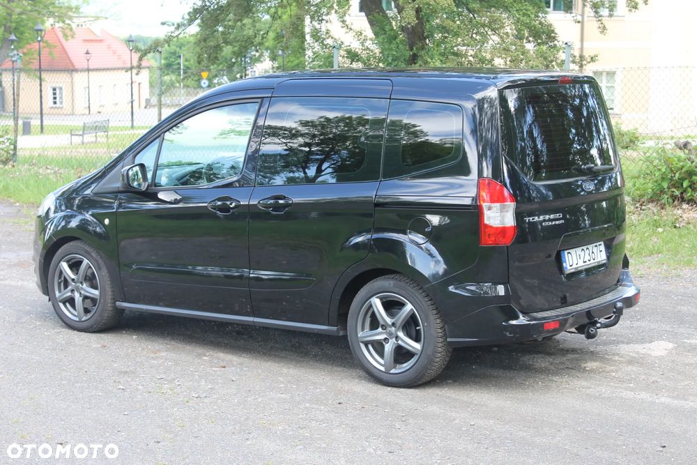 Ford Tourneo Courier 1.5 TDCi Sport - 13
