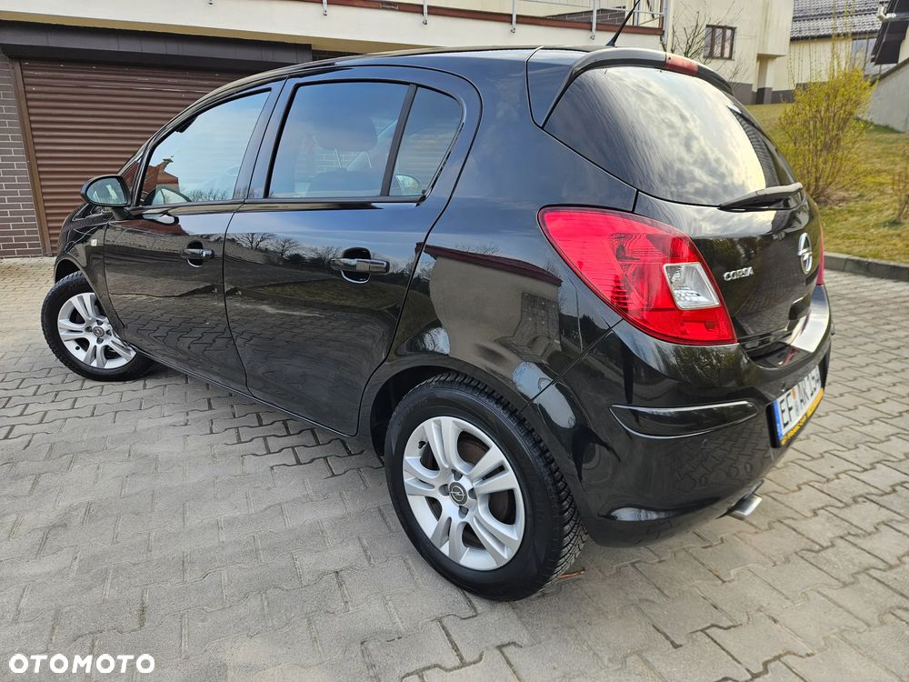 Opel Corsa 1.4 16V Active - 23