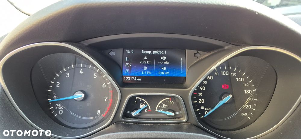 Ford Focus 1.6 Platinium X - 14