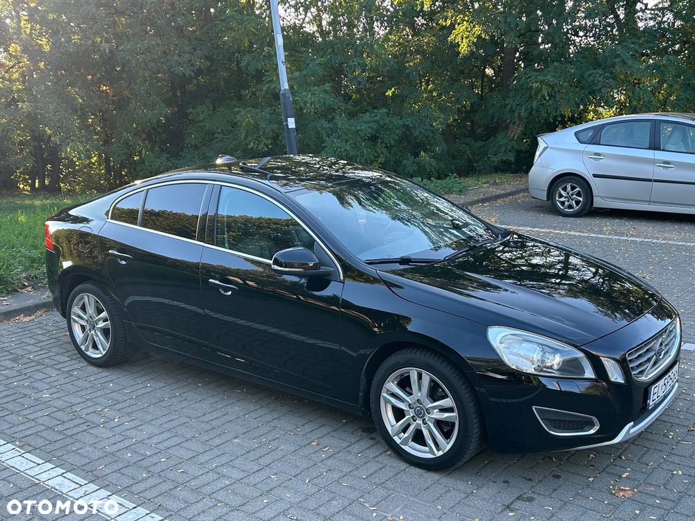 Volvo S60 D3 Summum - 25