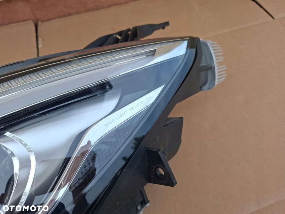 LAMPA PRZEDNIA MG ZS FULL LED LIFT ORYGINAŁ - 1