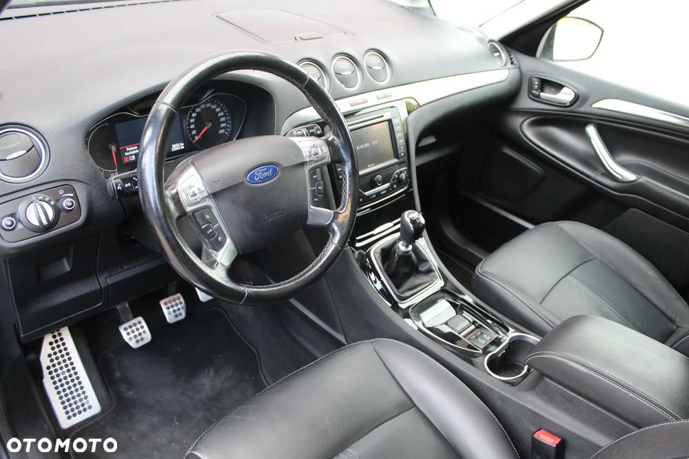 Ford S-Max - 15