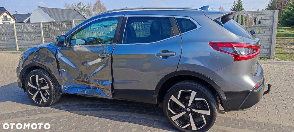 Nissan Qashqai 1.6 dCi 4 x 4 DPF Start/Stop tekna - 4