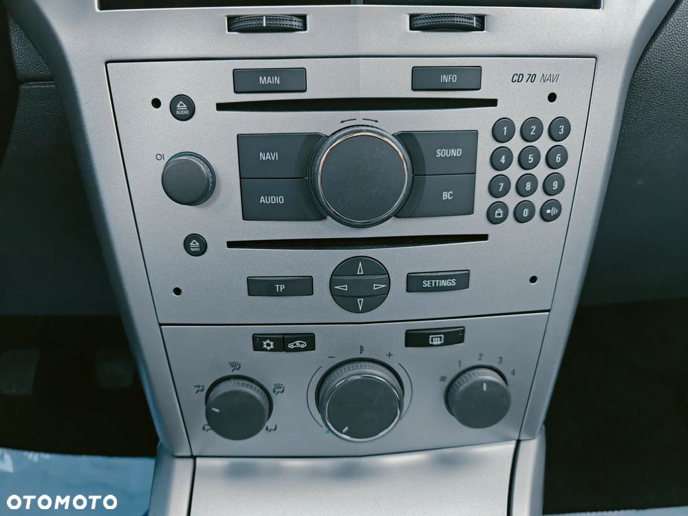 Opel Astra - 9