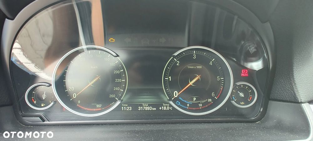 BMW Seria 5 520d - 8