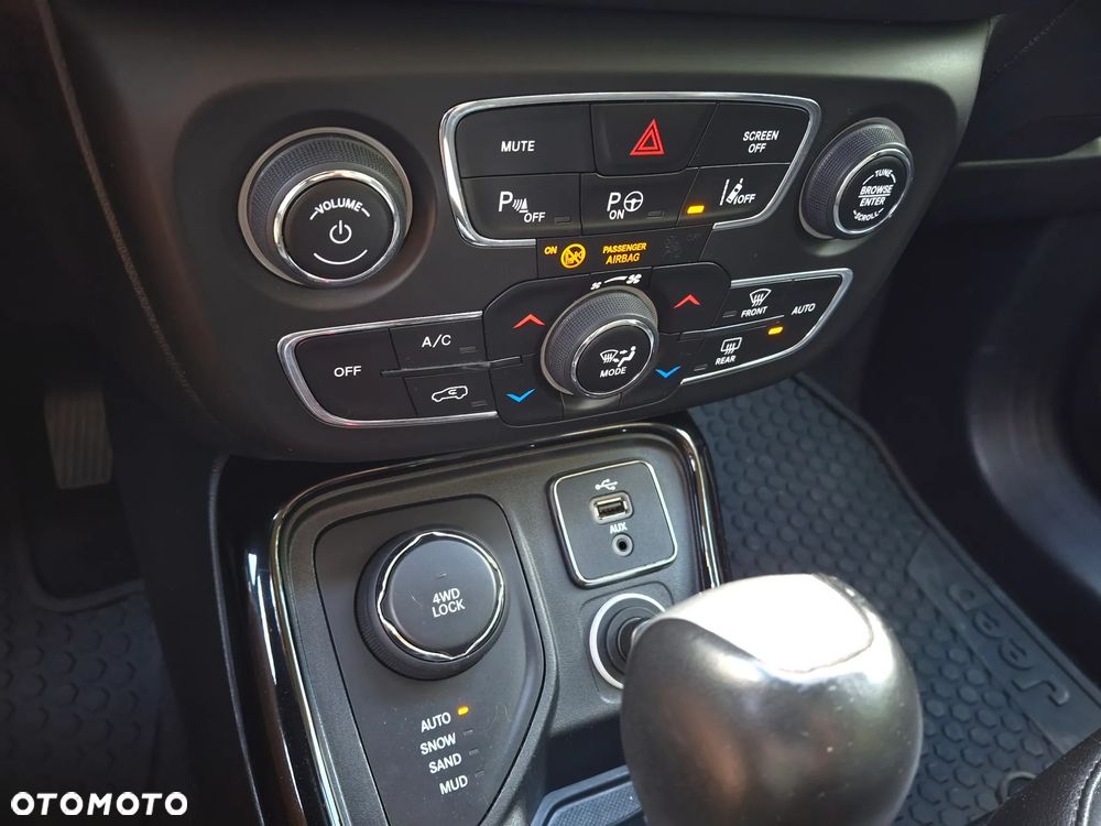 Jeep Compass 1.4 MultiAir Active Drive Automatik Limited - 27