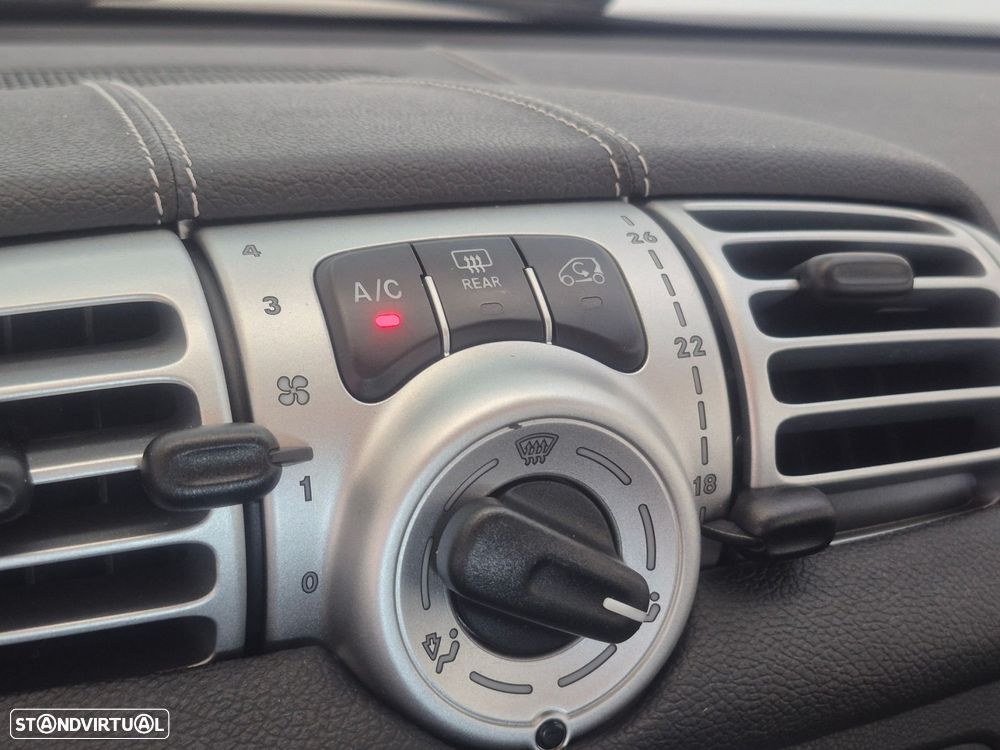 Smart ForTwo Coupé 1.0 mhd Pulse 71 Softouch - 22