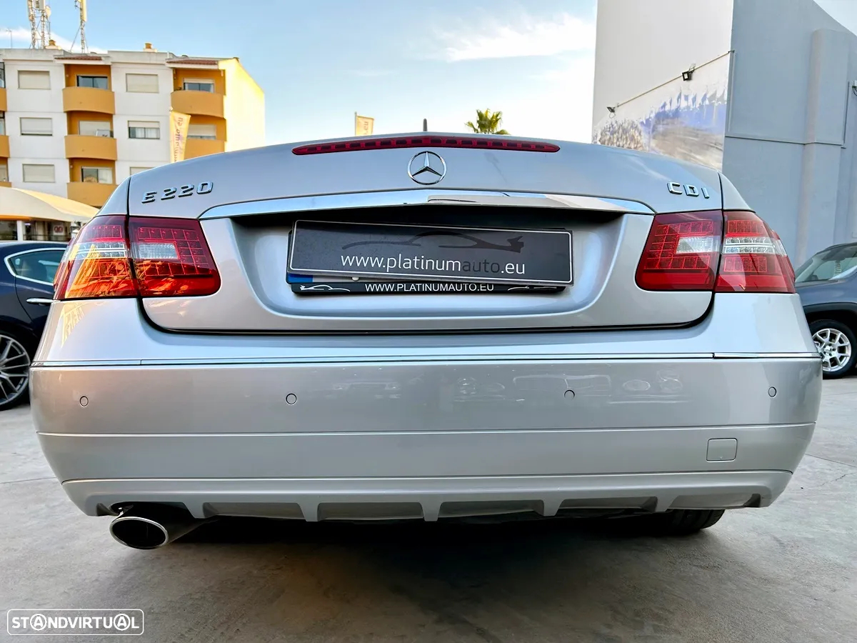 Mercedes-Benz E 220 CDi Avantgarde BlueEfficiency - 51