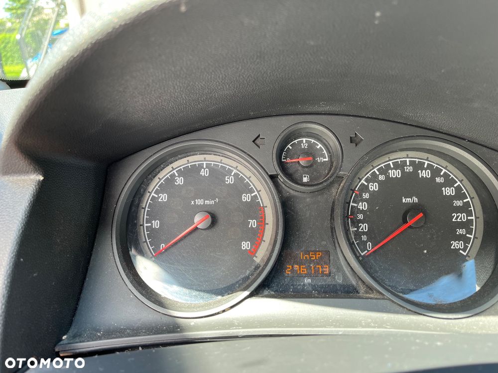 Opel Astra 1.6 - 8