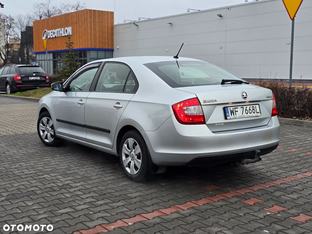 Skoda RAPID 1.2 TSI Ambition - 4