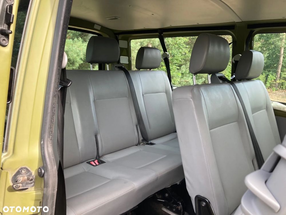 Volkswagen Transporter - 11