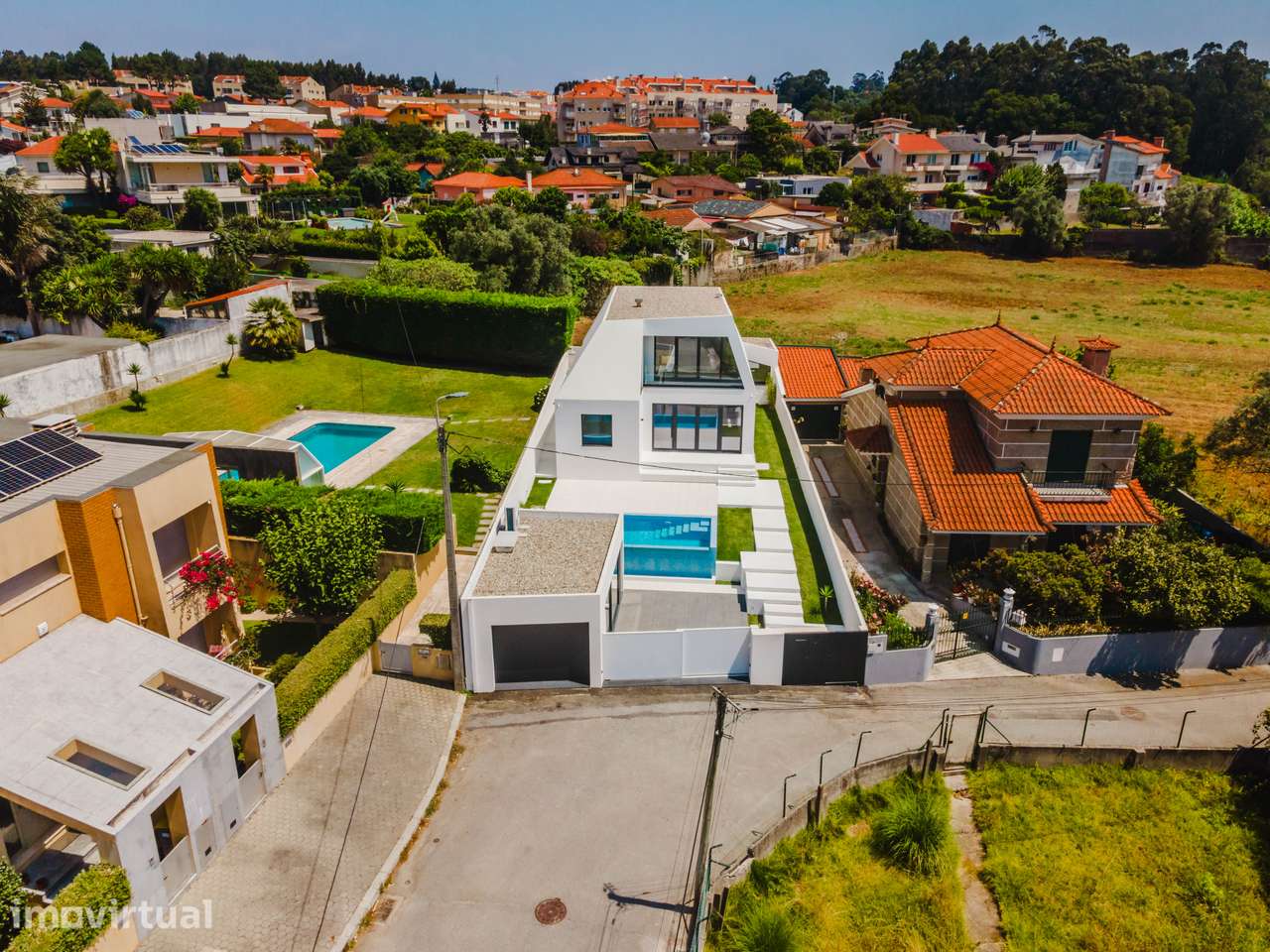 Moradia Luxo T3 Francelos: Contemporânea, Exclusiva e Próxima do Mar - Grande imagem: 4/30