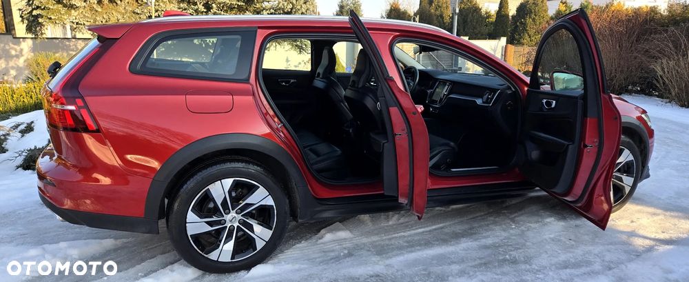 Volvo V60 Cross Country D4 AWD Geartronic Pro - 11