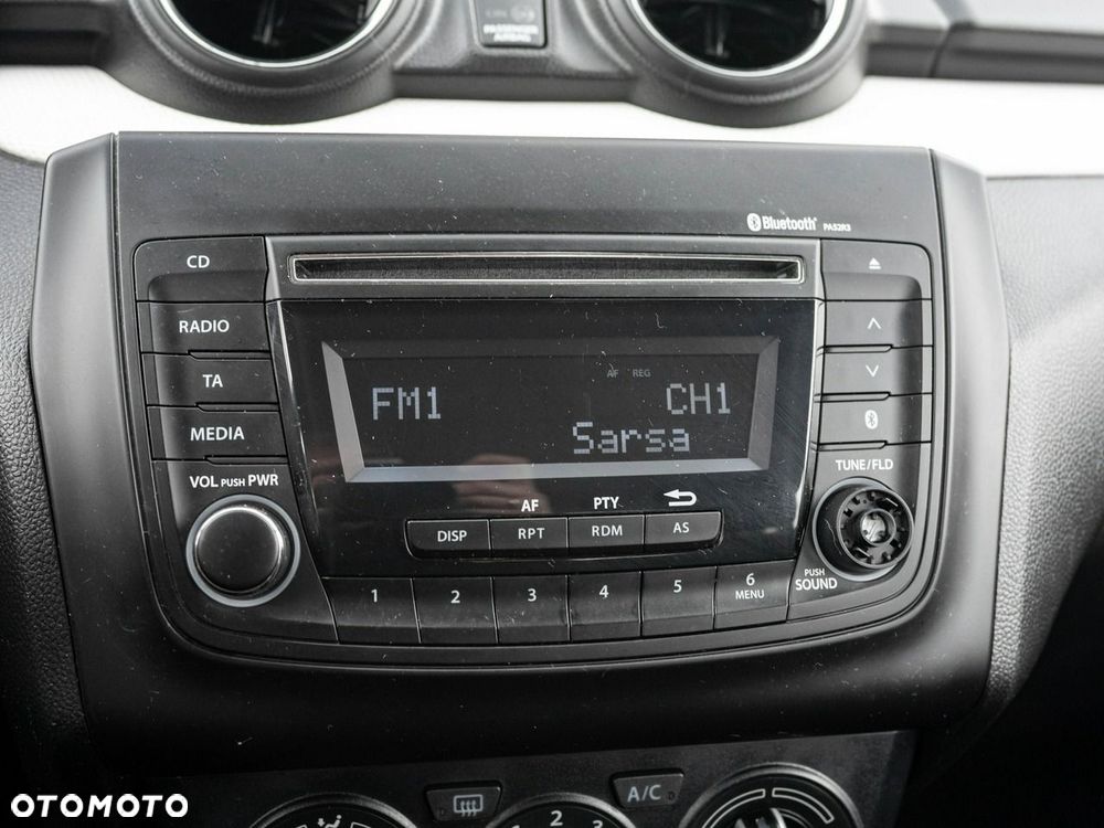 Suzuki Swift - 17