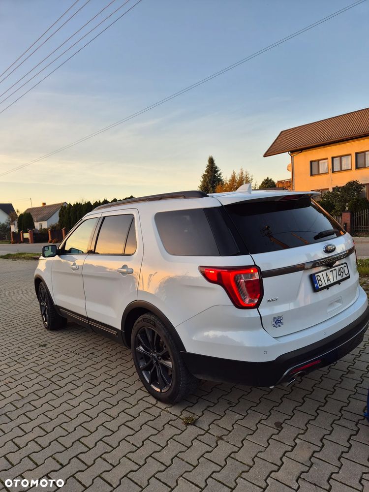 Ford Explorer 2017 photo 5