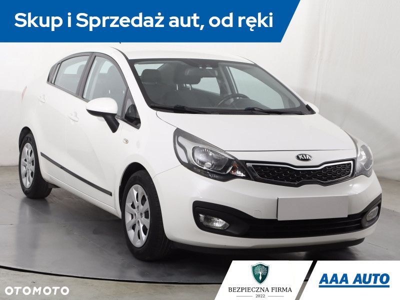 Kia Rio - 3